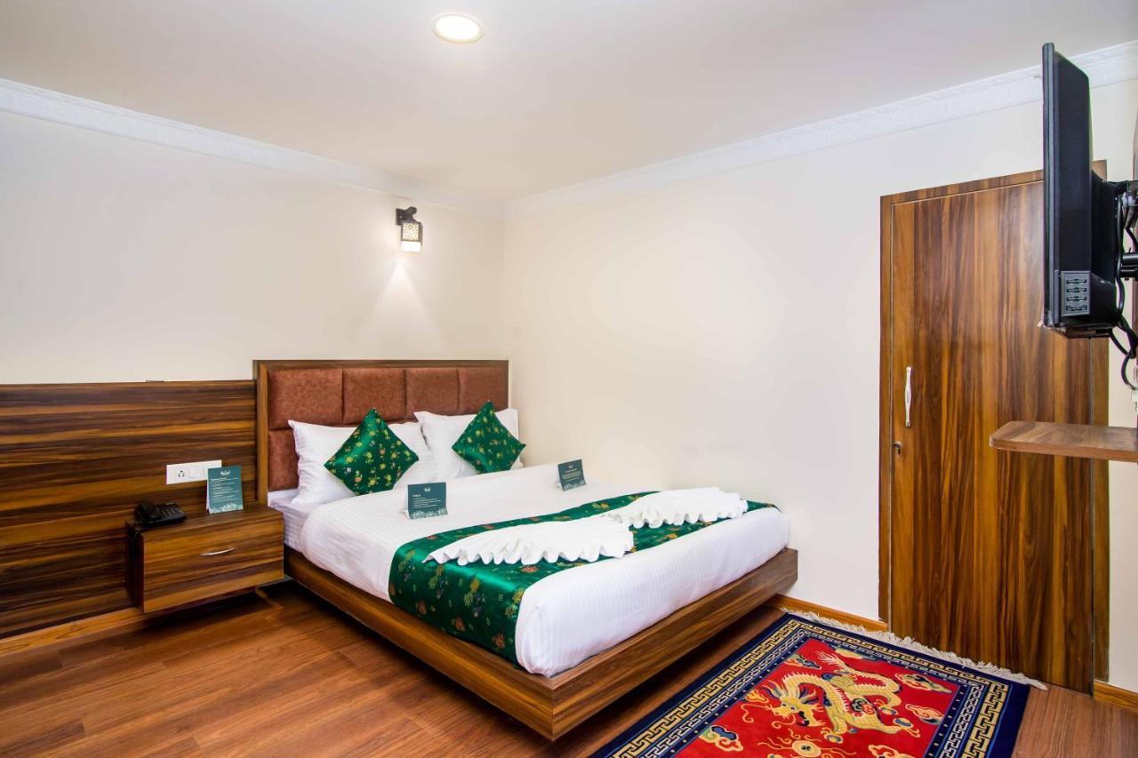Muscatel Central Hotel - Dzeemkhang Gangtok Bagian luar foto
